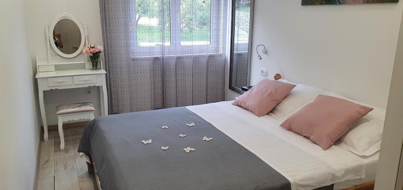 Urban Luxury Suites Juricevic Duće エクステリア 写真