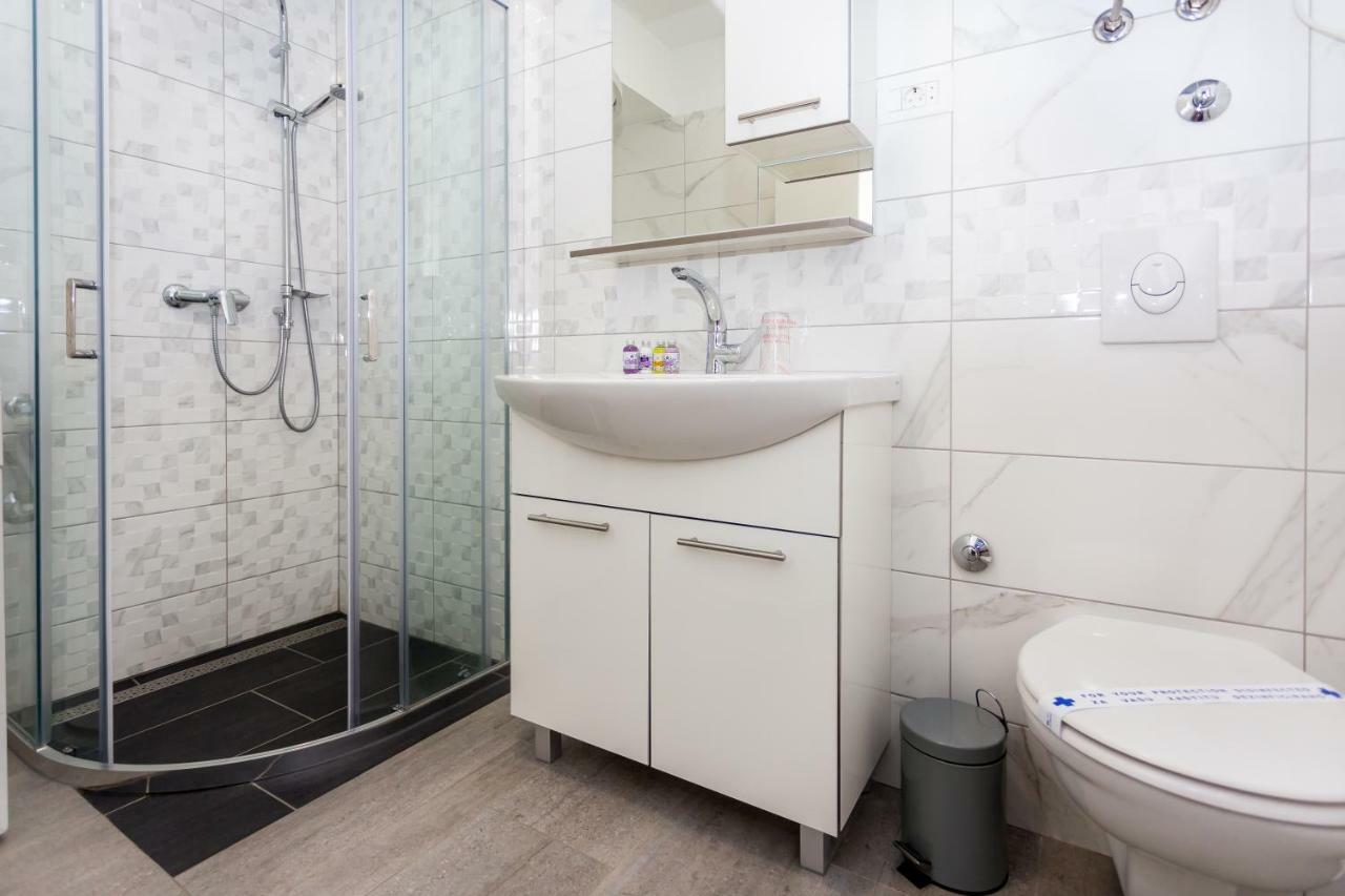 Urban Luxury Suites Juricevic Duće エクステリア 写真