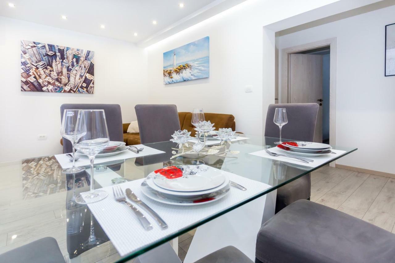 Urban Luxury Suites Juricevic Duće エクステリア 写真