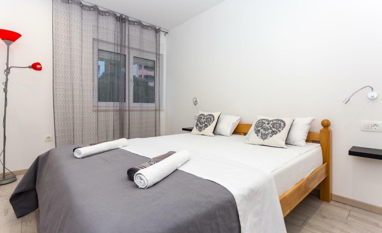 Urban Luxury Suites Juricevic Duće エクステリア 写真