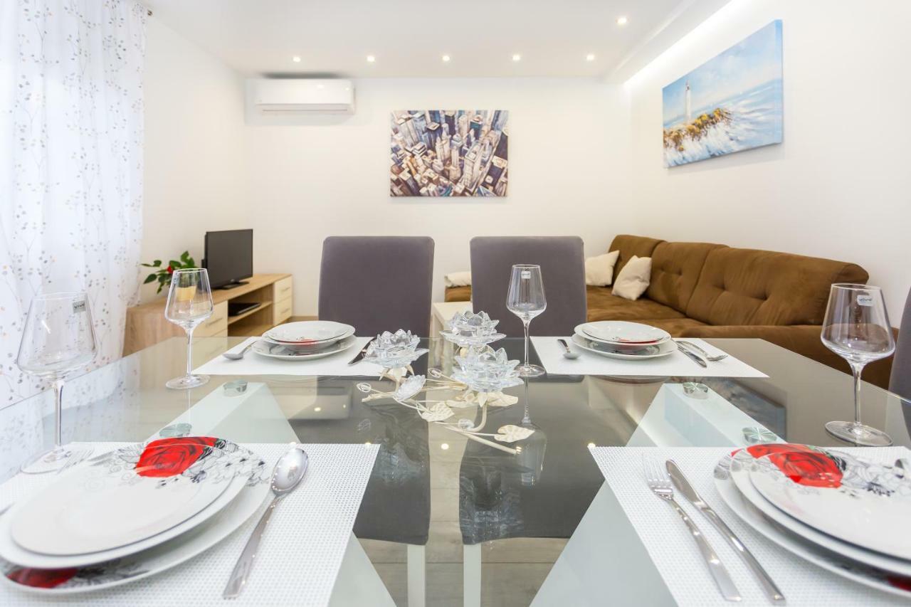 Urban Luxury Suites Juricevic Duće エクステリア 写真
