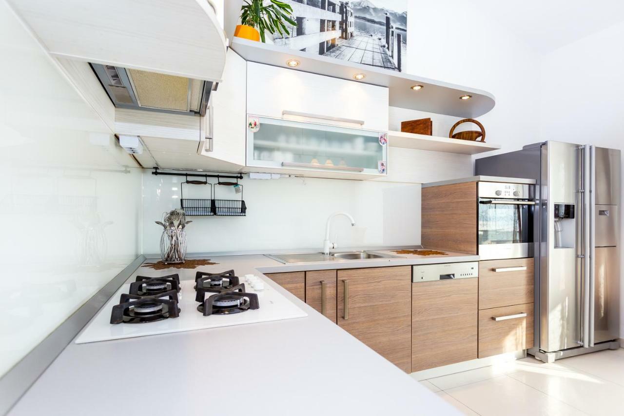 Urban Luxury Suites Juricevic Duće エクステリア 写真