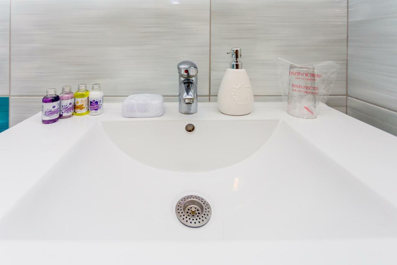 Urban Luxury Suites Juricevic Duće エクステリア 写真