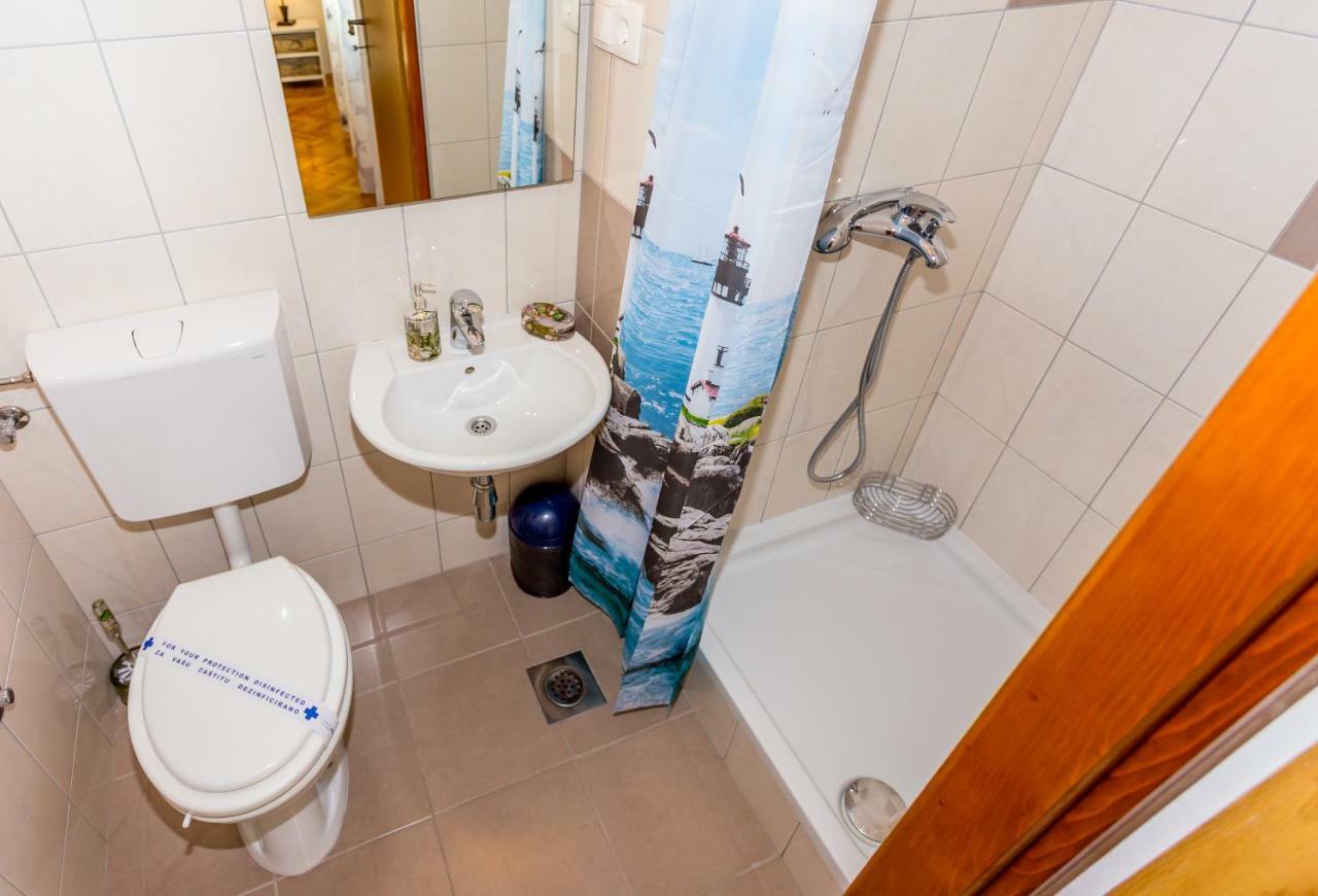 Urban Luxury Suites Juricevic Duće エクステリア 写真