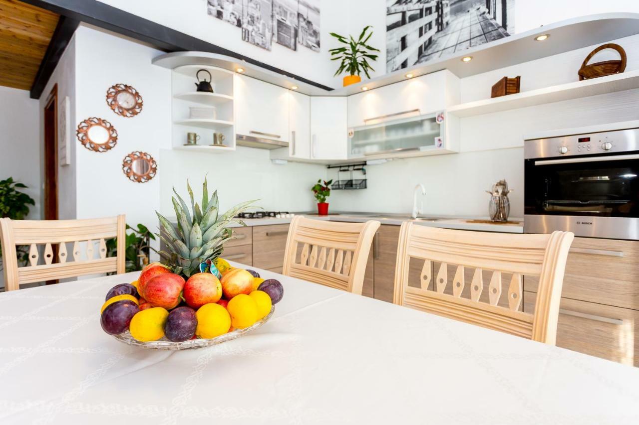 Urban Luxury Suites Juricevic Duće エクステリア 写真
