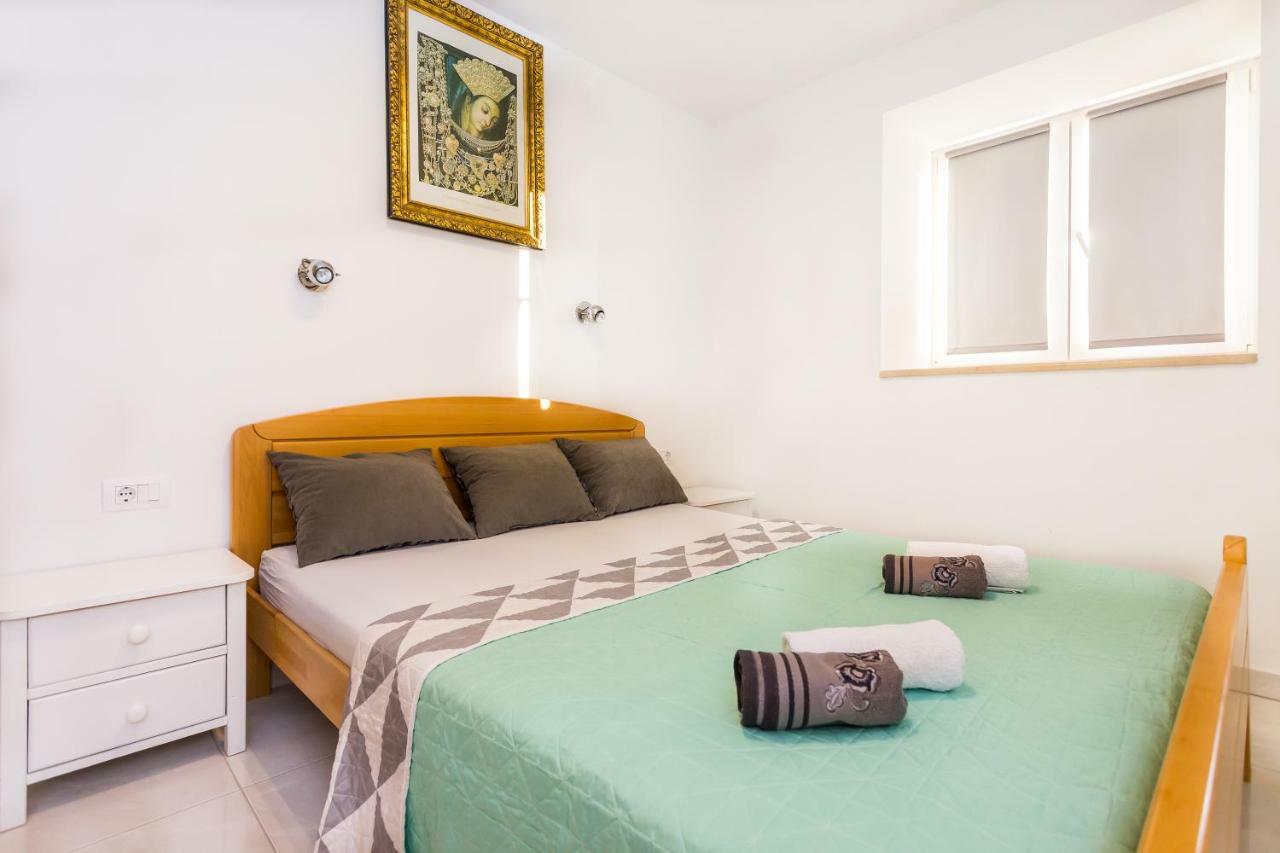 Urban Luxury Suites Juricevic Duće エクステリア 写真