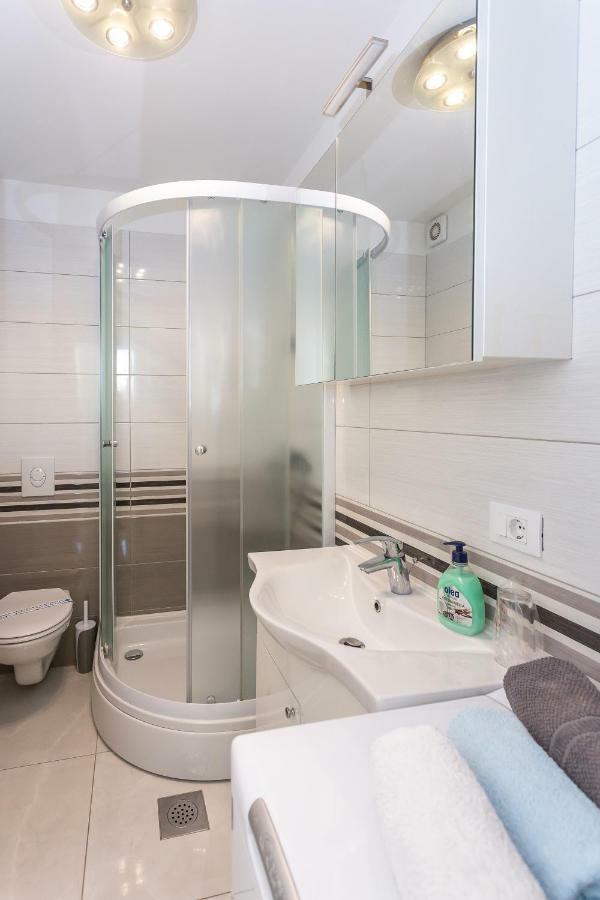Urban Luxury Suites Juricevic Duće エクステリア 写真